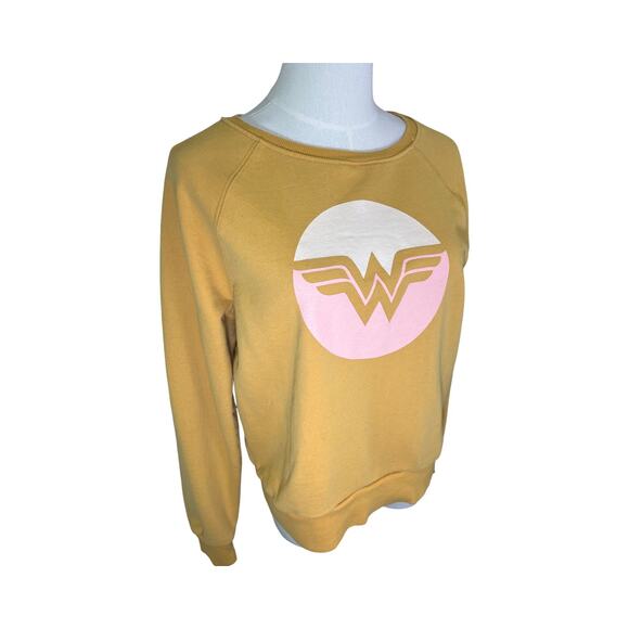 Junk Food Wonder Woman Graphic Sweatshirt M Mustard Yellow Pullover - Picture 5 of 7